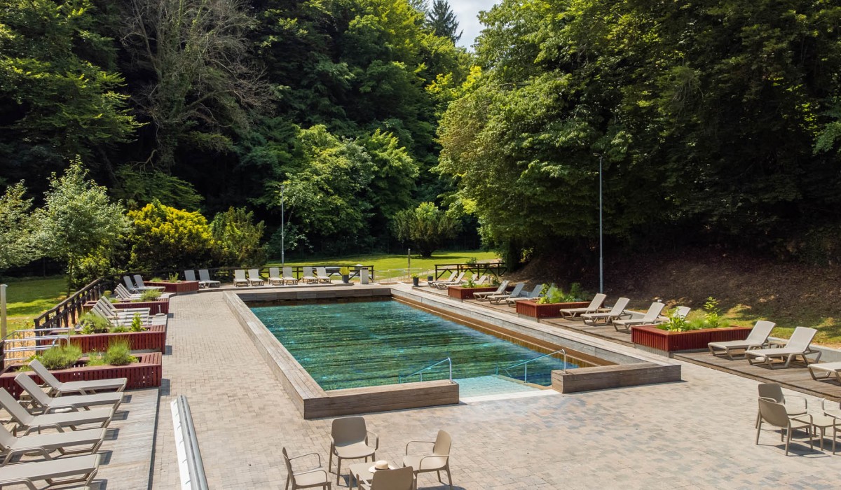 Terme Smarjeske Toplice zunanji bazeni leseni bazen8