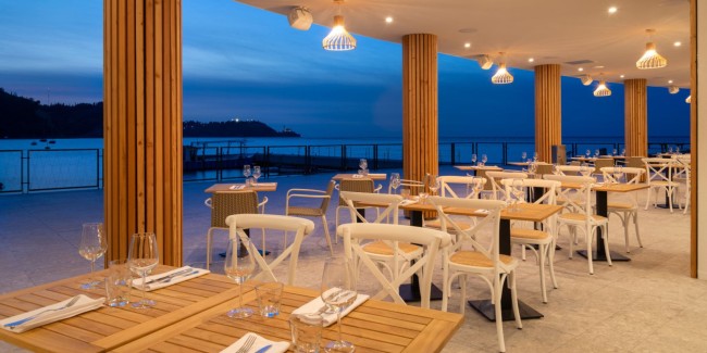 Pinija Restaurant Beach Bar strunjan2