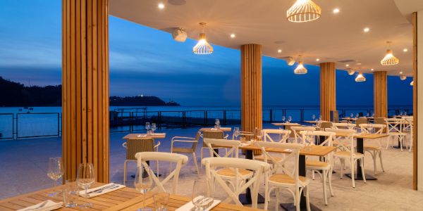 Pinija Restaurant Beach Bar strunjan