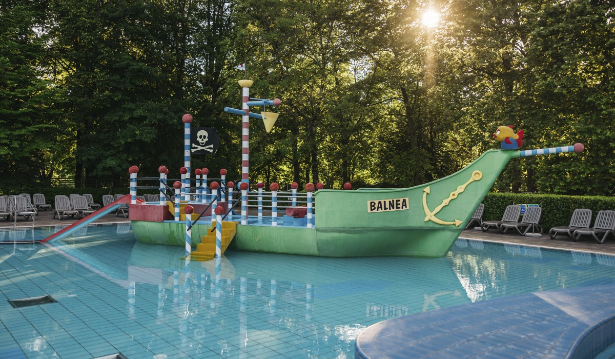 Terme Dolenjske Toplice BalneaFUN gusarska ladja2