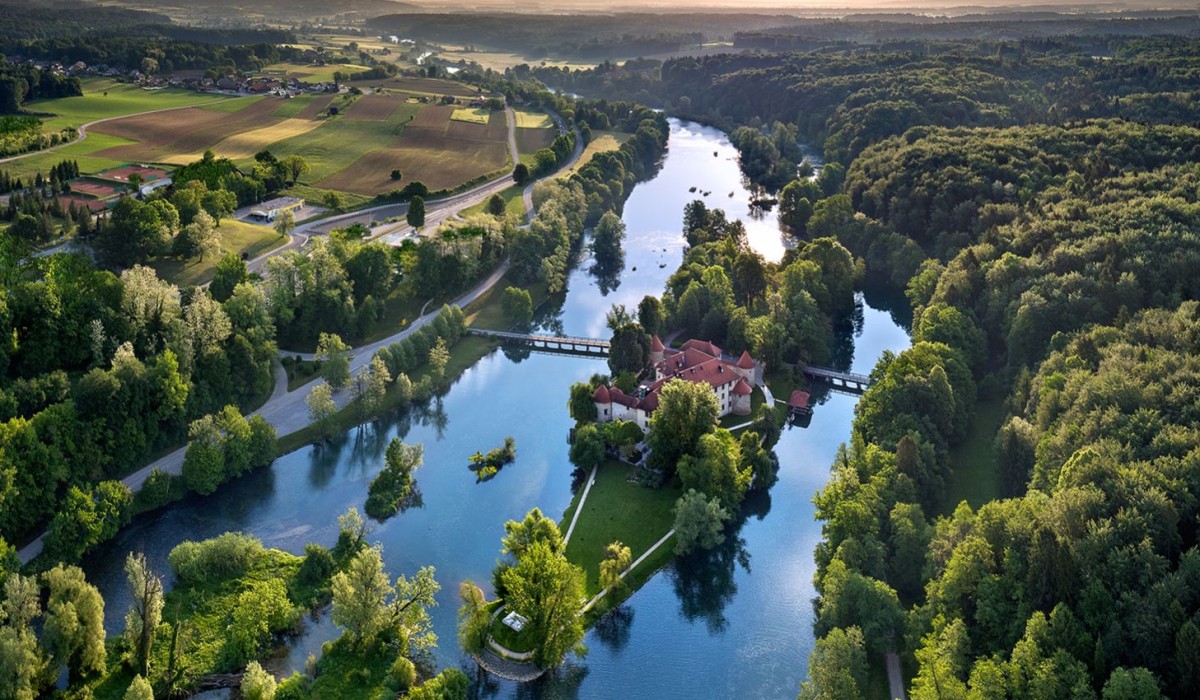 hotel grad otocec dolanjska izlet