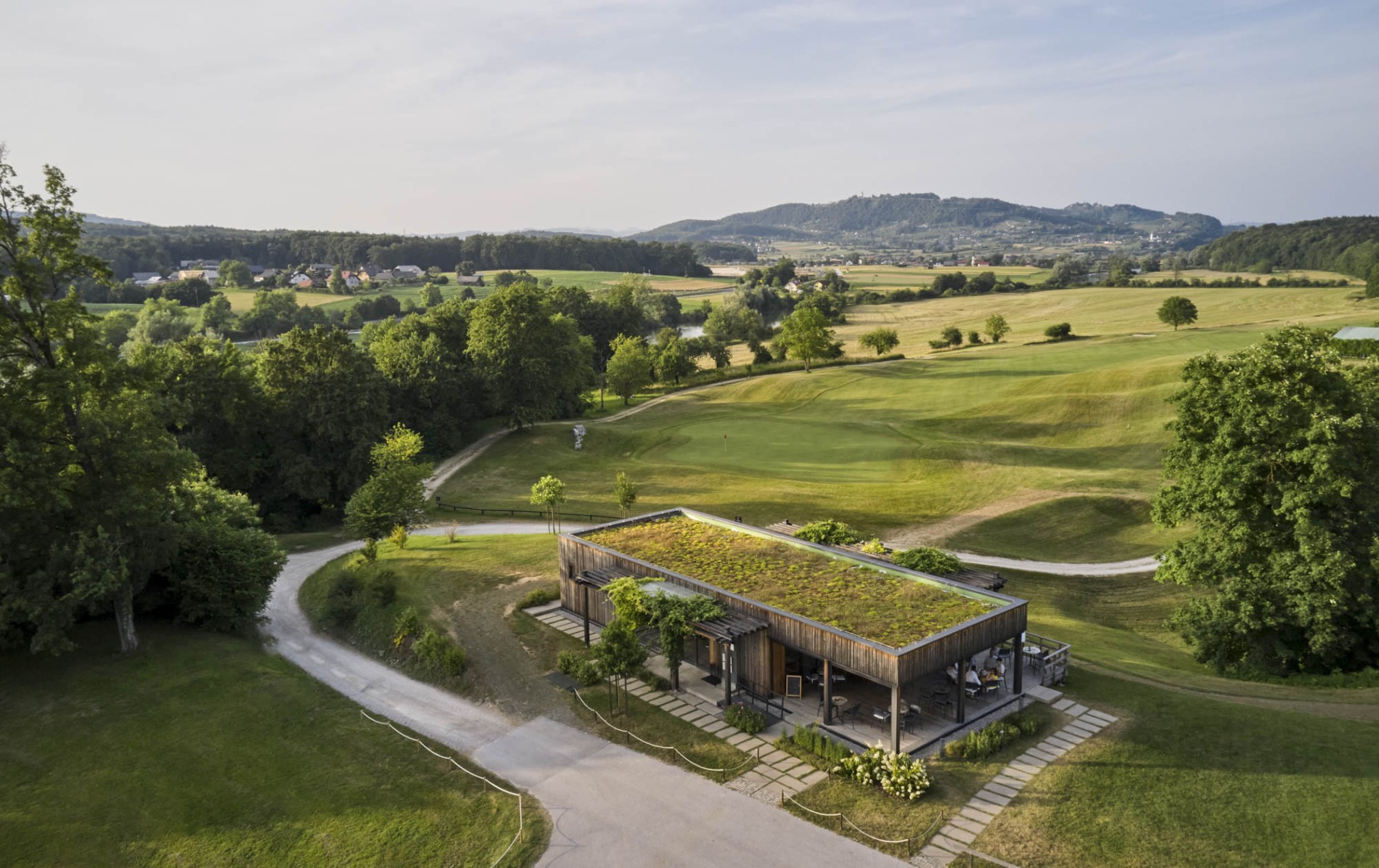 Golf Grad Otočec Devetnajstica in golf igrišče